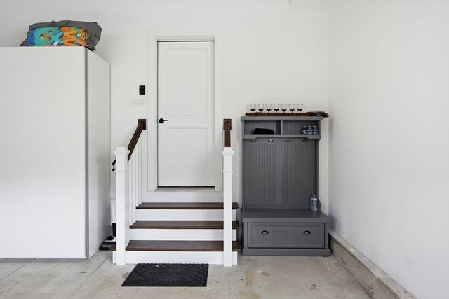 10 Darby Ln, Wilmington, MA 01887