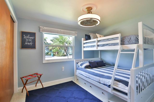 305 67TH STREET, Holmes Beach, FL 34217