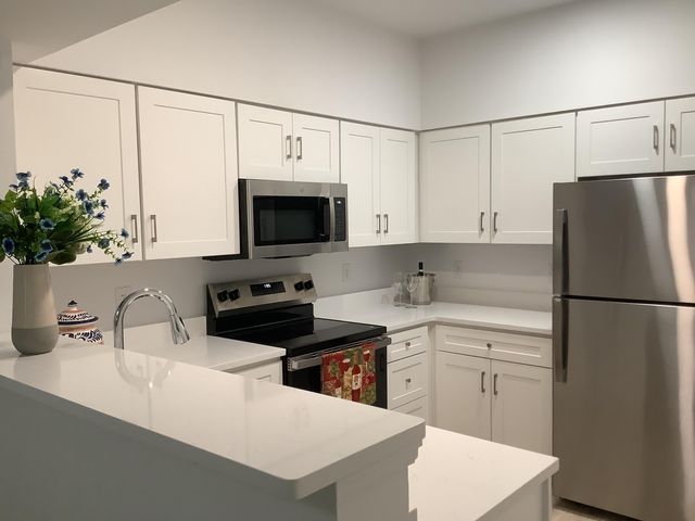 700 Daniel Ellis Drive 2102, Charleston, SC 29412