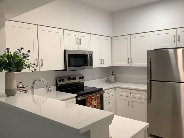 700 Daniel Ellis Drive 2102, Charleston, SC 29412