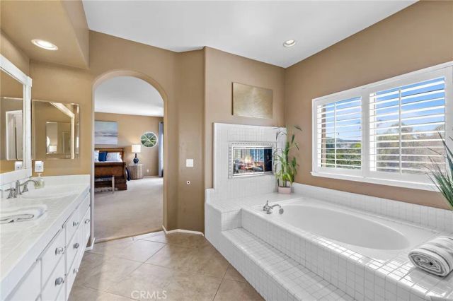 6 Avenida La Promesa, Coto De Caza, CA 92679