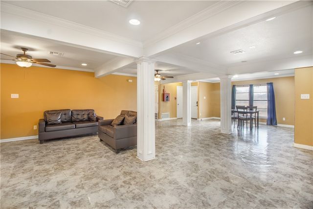 5305 Surrey, Corpus Christi, TX 78415