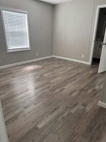 3524 Gerry Drive, Granbury, TX 76049