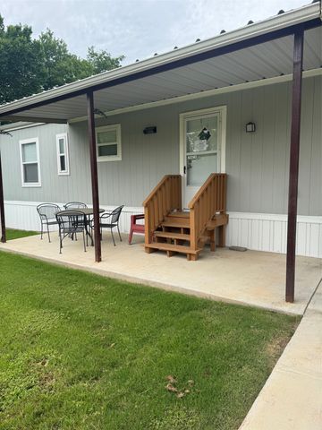3524 Gerry Drive, Granbury, TX 76049