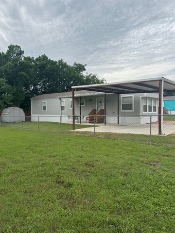3524 Gerry Drive, Granbury, TX 76049