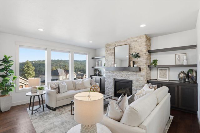 4421 S Henry's Fork Ln, Spokane, WA 99206