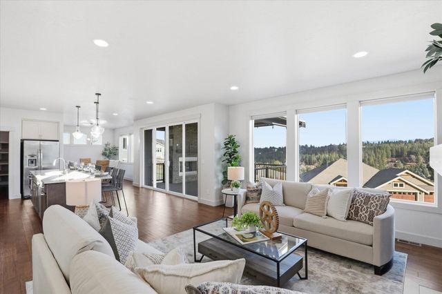 4421 S Henry's Fork Ln, Spokane, WA 99206