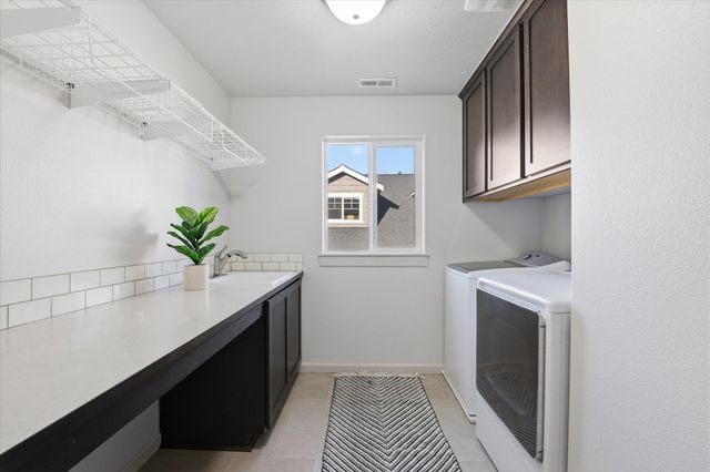 4421 S Henry's Fork Ln, Spokane, WA 99206