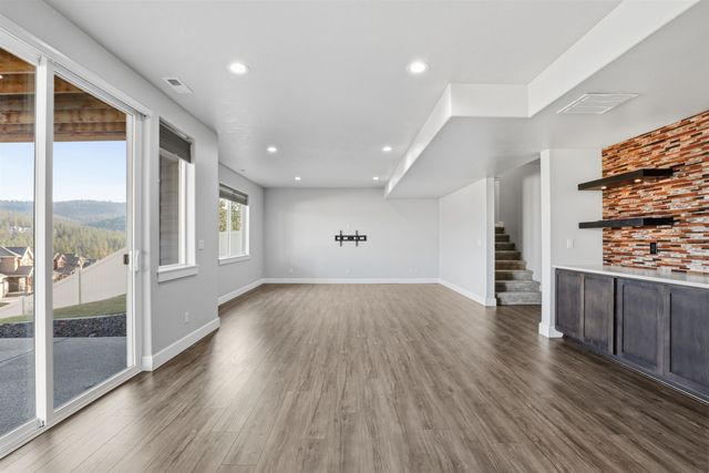 4421 S Henry's Fork Ln, Spokane, WA 99206