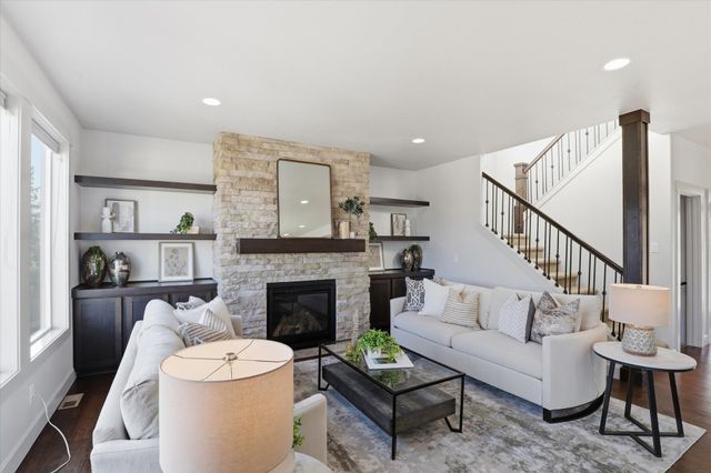 4421 S Henry's Fork Ln, Spokane, WA 99206