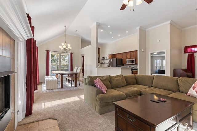 11 Cumbrian Drive, Bella Vista, AR 72714