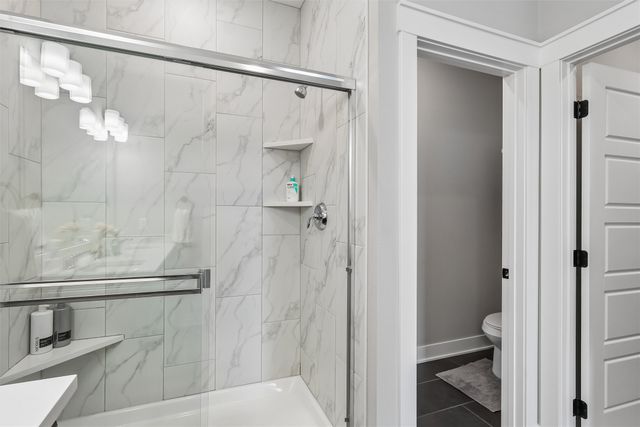 17008 Hickory Drive, Urbandale, IA 50323
