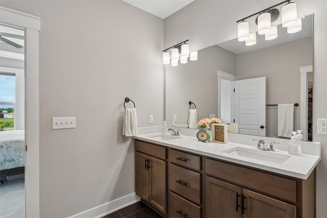 17008 Hickory Drive, Urbandale, IA 50323
