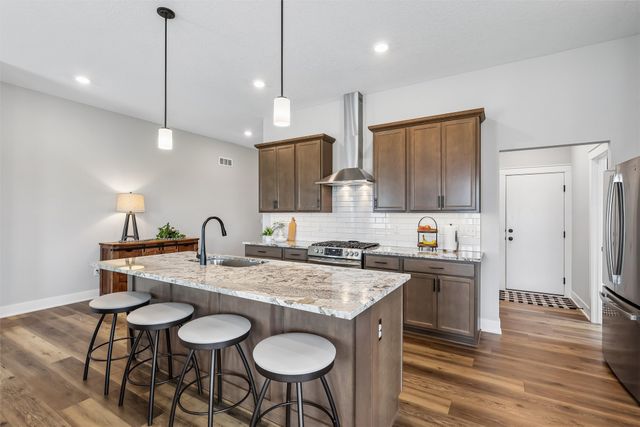 17008 Hickory Drive, Urbandale, IA 50323