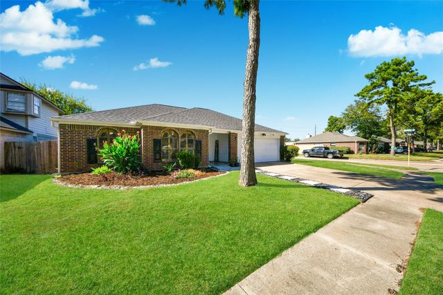 3315 Lakeland Gardens Drive, Katy, TX 77449