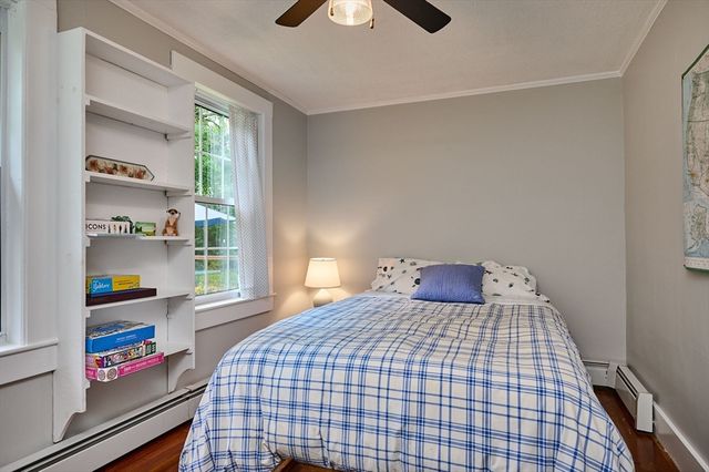80 Jackson St, Belchertown, MA 01007