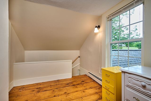 80 Jackson St, Belchertown, MA 01007