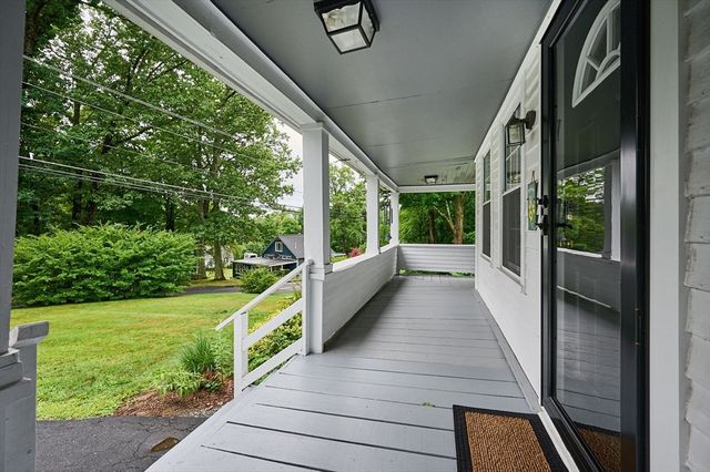 80 Jackson St, Belchertown, MA 01007