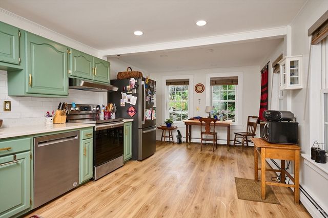 80 Jackson St, Belchertown, MA 01007