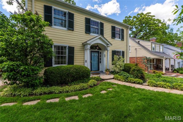 217 Elm Avenue, St Louis, MO 63122
