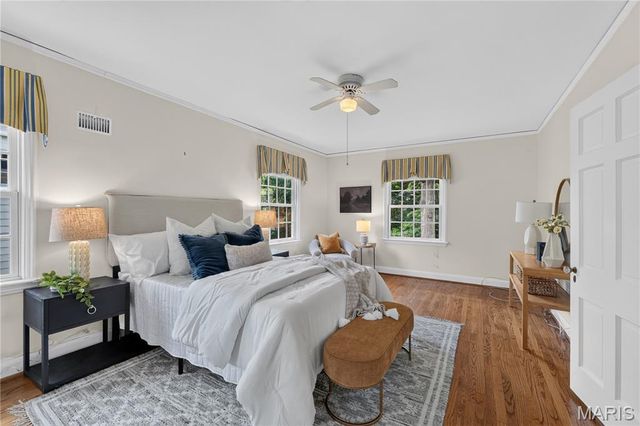 217 Elm Avenue, St Louis, MO 63122