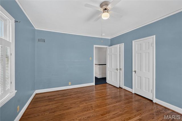 217 Elm Avenue, St Louis, MO 63122
