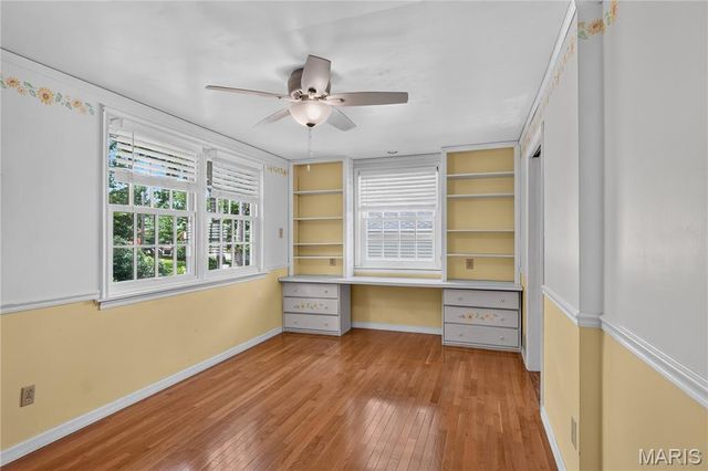 217 Elm Avenue, St Louis, MO 63122