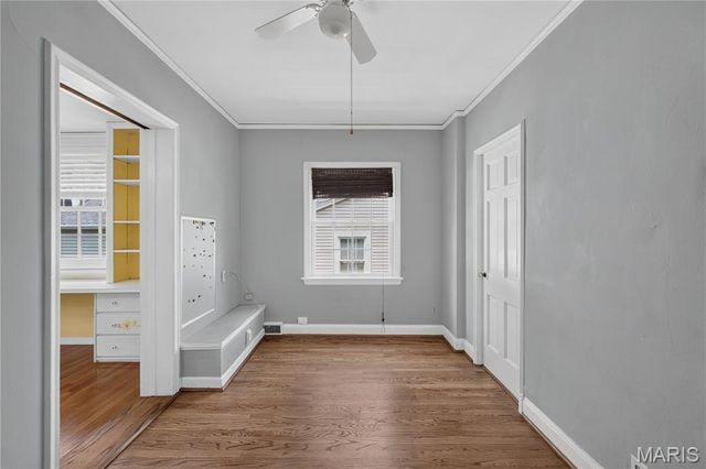 217 Elm Avenue, St Louis, MO 63122