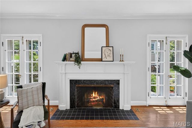 217 Elm Avenue, St Louis, MO 63122