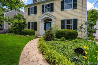 217 Elm Avenue, St Louis, MO 63122