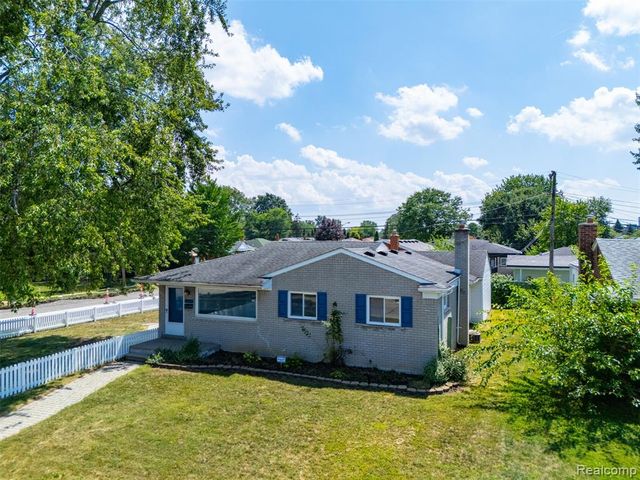 27517 Windsor Street, Garden City, MI 48135