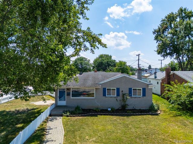 27517 Windsor Street, Garden City, MI 48135