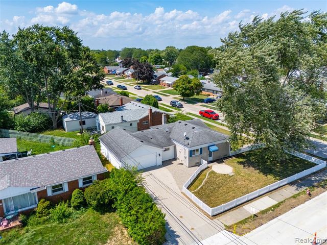 27517 Windsor Street, Garden City, MI 48135