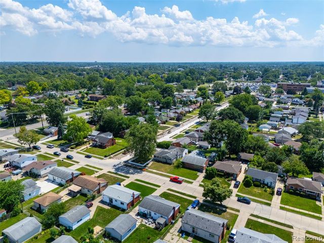 27517 Windsor Street, Garden City, MI 48135