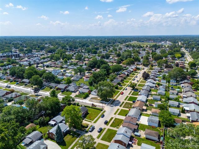 27517 Windsor Street, Garden City, MI 48135