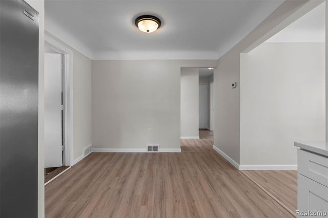 27517 Windsor Street, Garden City, MI 48135