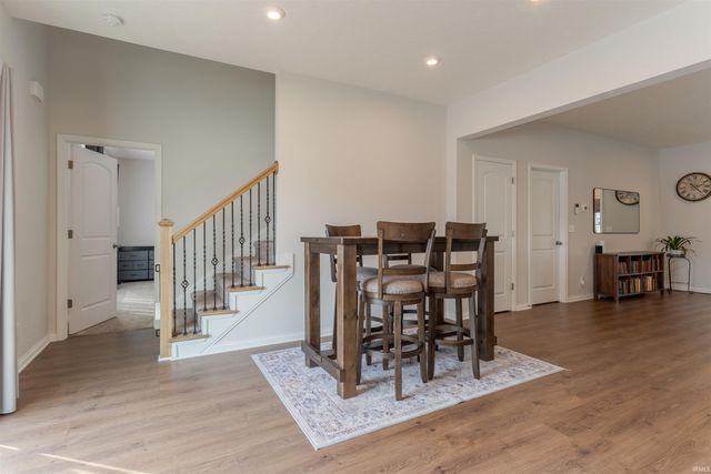 2935 TIPPERARY Drive, Evansville, IN 47725