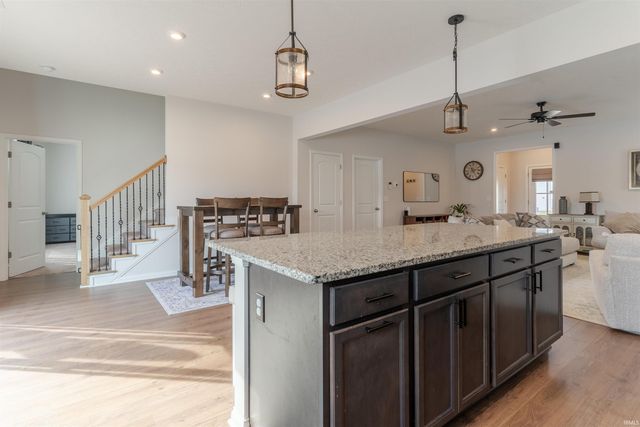 2935 TIPPERARY Drive, Evansville, IN 47725