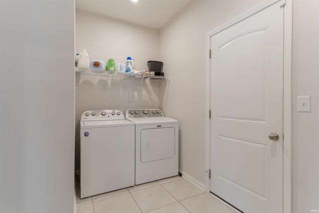 2935 TIPPERARY Drive, Evansville, IN 47725