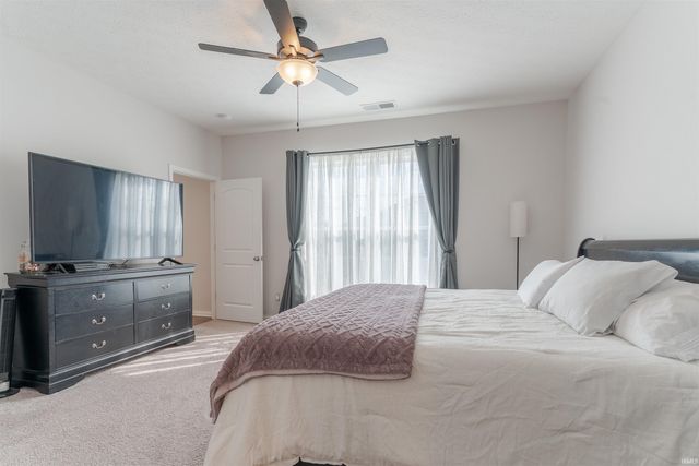 2935 TIPPERARY Drive, Evansville, IN 47725