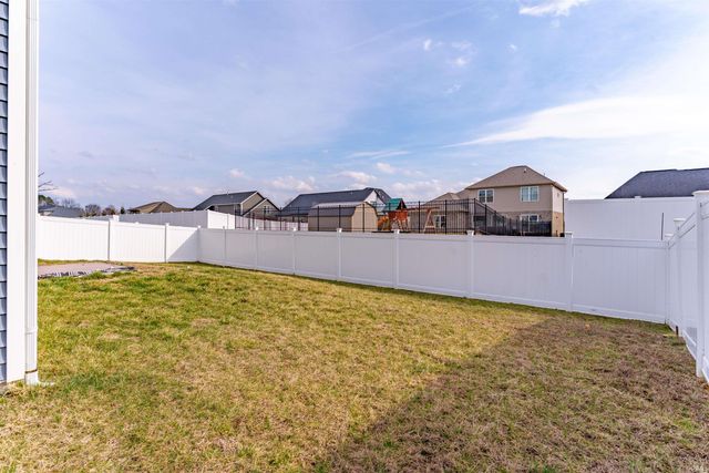 2935 TIPPERARY Drive, Evansville, IN 47725