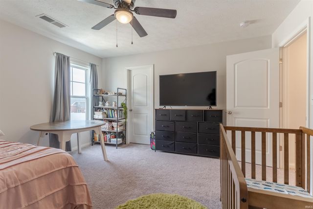 2935 TIPPERARY Drive, Evansville, IN 47725