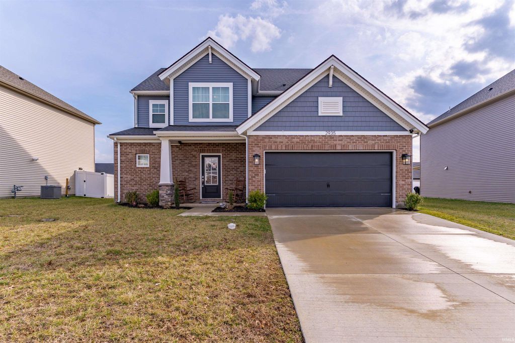 2935 TIPPERARY Drive, Evansville, IN 47725