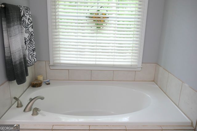 24 Lake Laurel Drive, Dahlonega, GA 30533