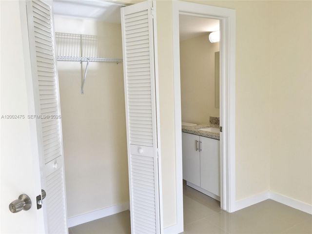 4709 NW 7th St 107-9, Miami, FL 33126