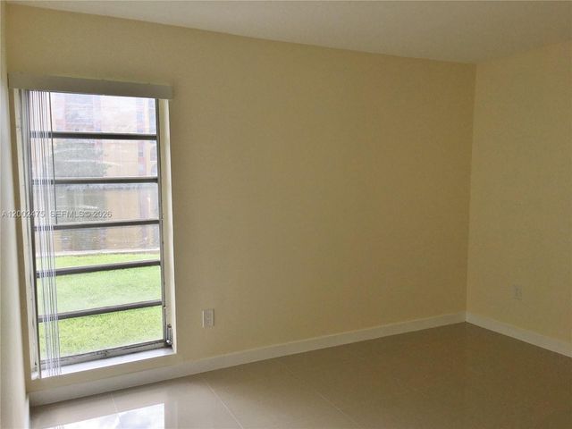 4709 NW 7th St 107-9, Miami, FL 33126