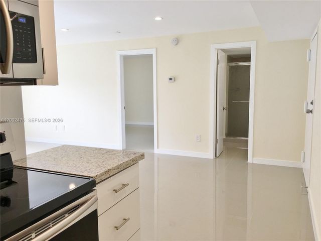 4709 NW 7th St 107-9, Miami, FL 33126