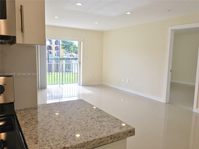 4709 NW 7th St 107-9, Miami, FL 33126