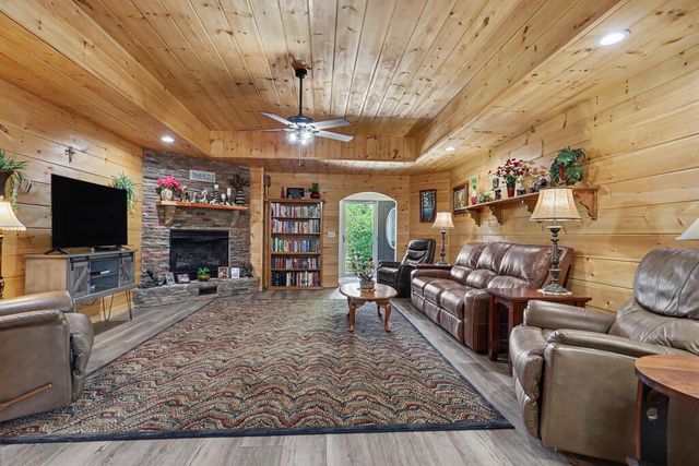 6276 Townsend Mill Road, Young Harris, GA 30582