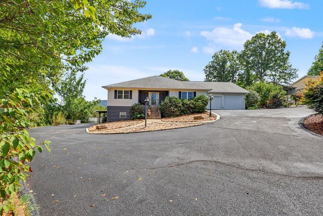 6276 Townsend Mill Road, Young Harris, GA 30582